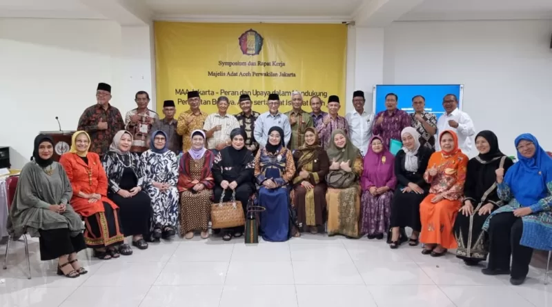 Simposium-Majelis-Adat-Aceh