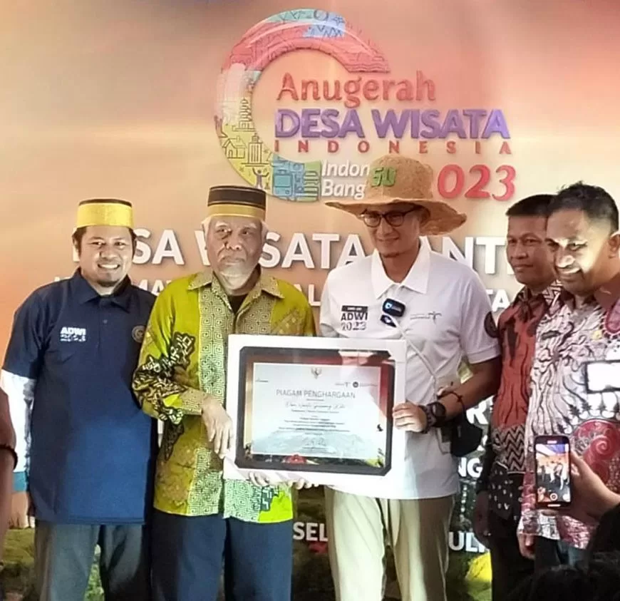 Kampung Adat & Budaya Balla’ Barakkaka ri Galesong (BBrG)
